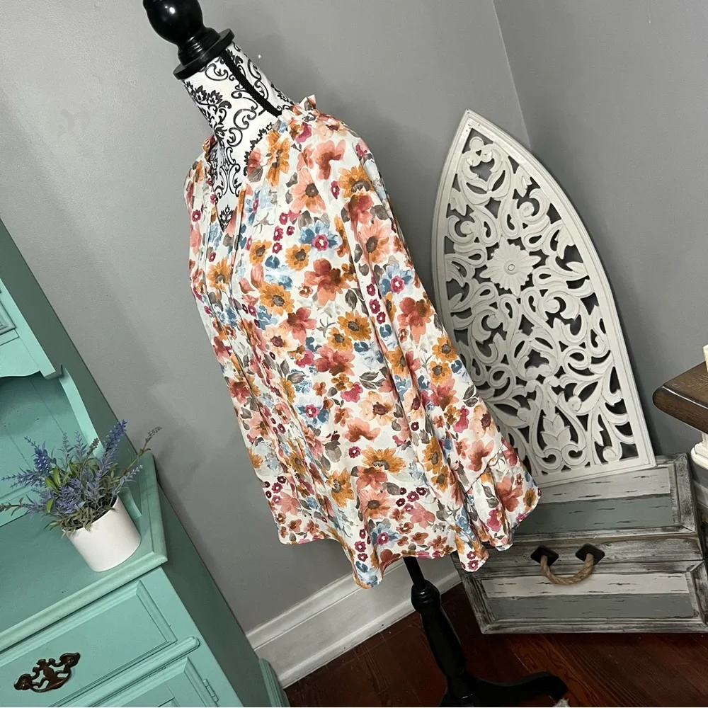Boutique Boho Floral Mock Neck Bell Sleeve Blouse Size XL - Picture 5 of 11